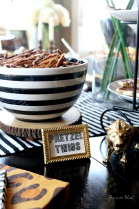 Welcome to the Jungle DIY bunting - safari jungle birthday party - first birthday party - Pretzel twigs - DIY party decorations - This is our Bliss