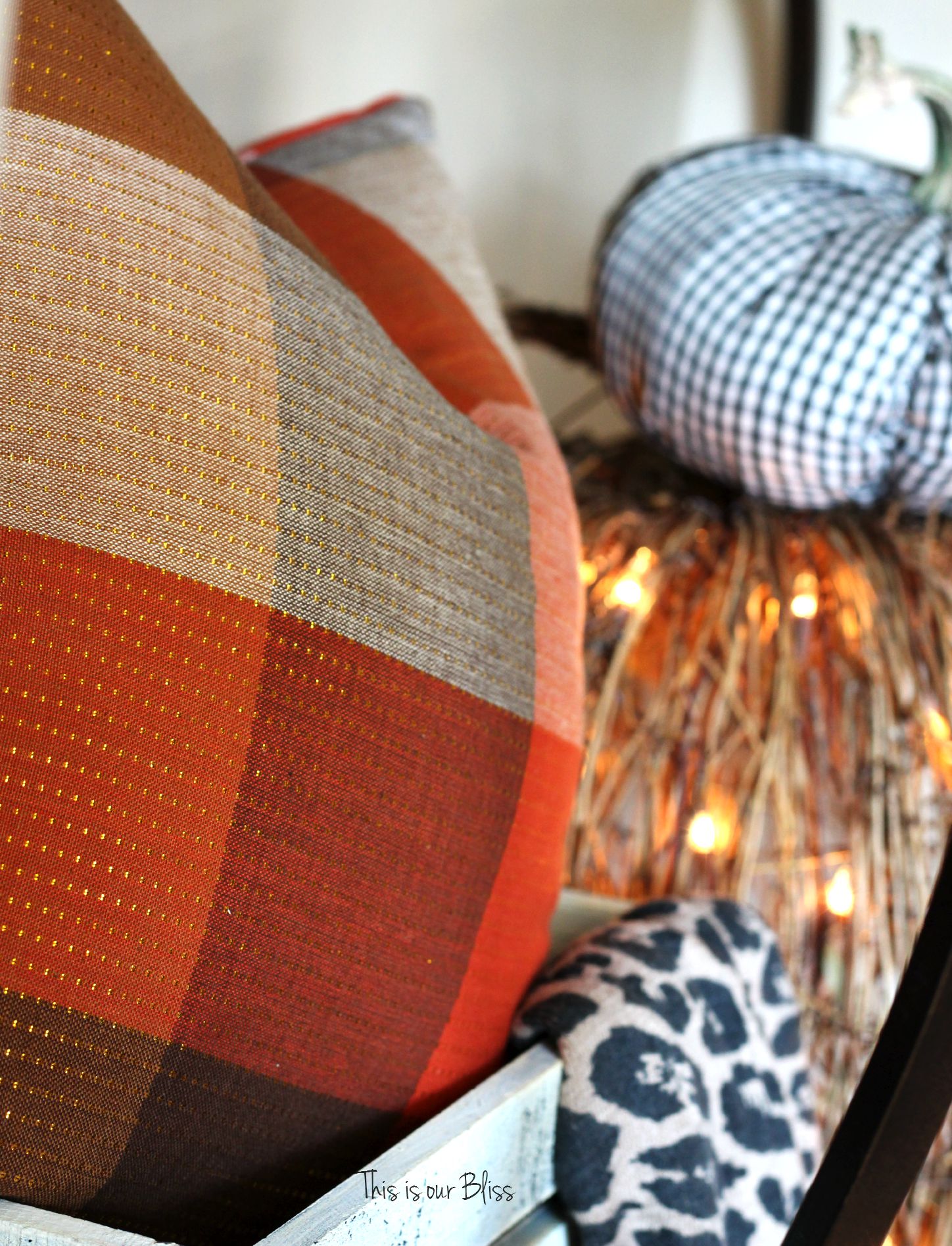 DIY fall throw pillows with cloth napkins Fall entryway fall table linens Fall decorating Gold + plaid This is our Bliss