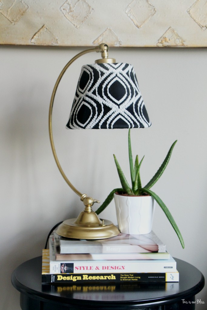 Recover A Thrifted Lamp Lampshade, Diy Redo Lamp Shades