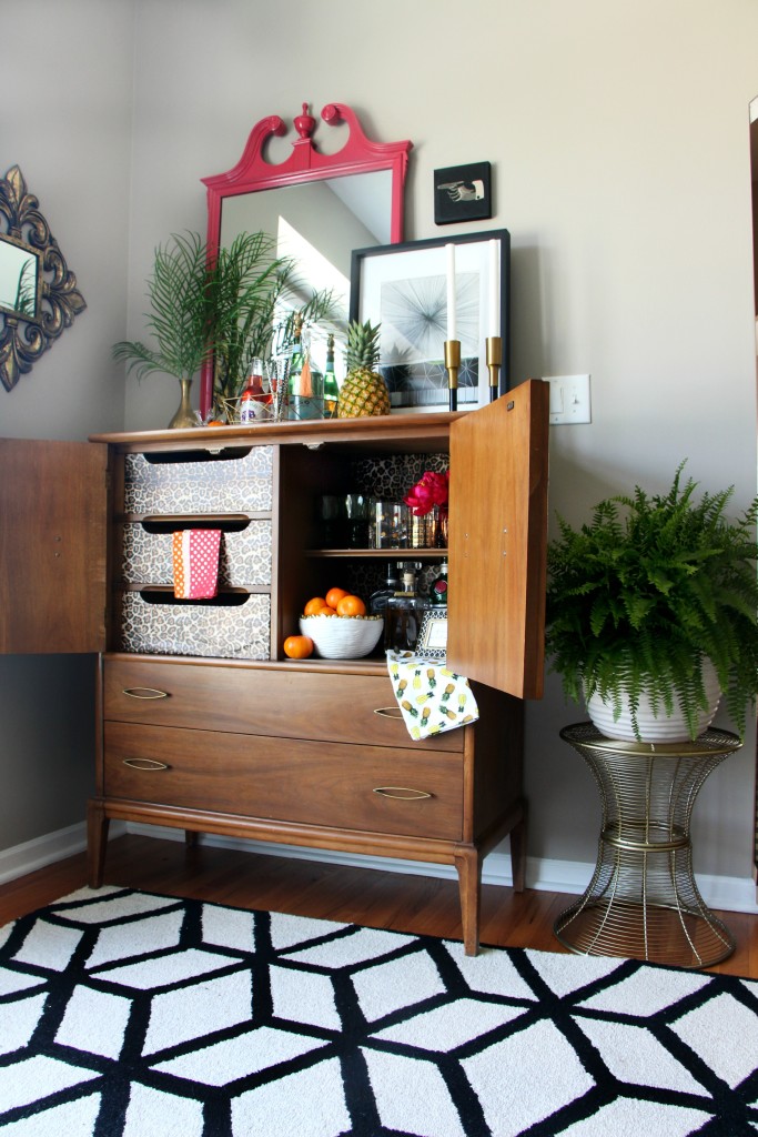 Eddie Ross Inspired indoor summer bar | upcycled chest turned bar | bar cart styling | This is our Bliss | www.thisisourbliss.com