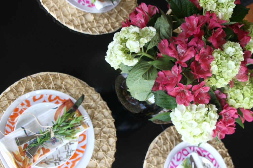 Fresh flowers complete the look of a Simple Summer Table This is our Bliss www.thisisourbliss.com