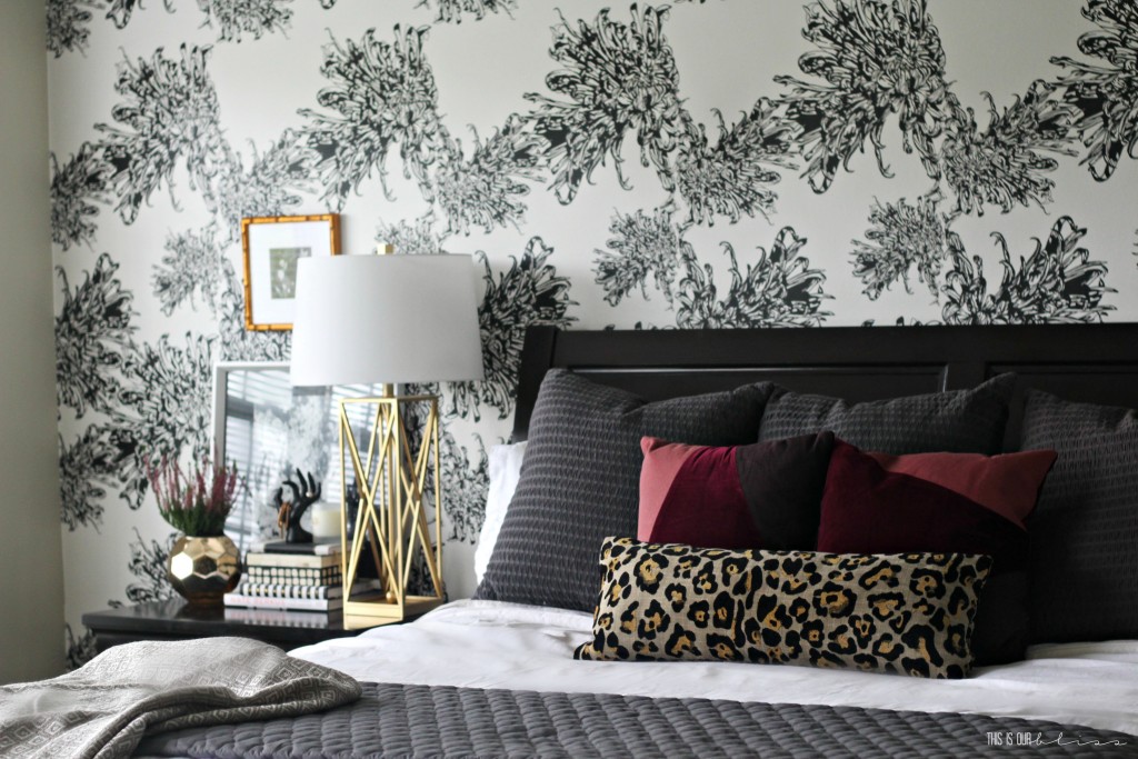 Stunning and chic wallpaper! | This is our Bliss