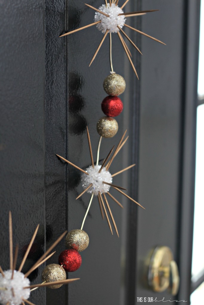 Simple Modern Minimalist Holiday Wreath | This is our Bliss | www.thisisourbliss.com