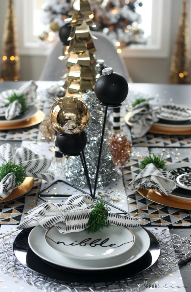 A Merry and Metallic Christmas Dining Room and Glam Tablescape | This is our Bliss Christmas Home Tour 2016