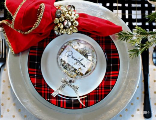 Simple, Inexpensive Christmas Bell Napkin Rings - DIY Holiday Project using Dollar Store supplies!