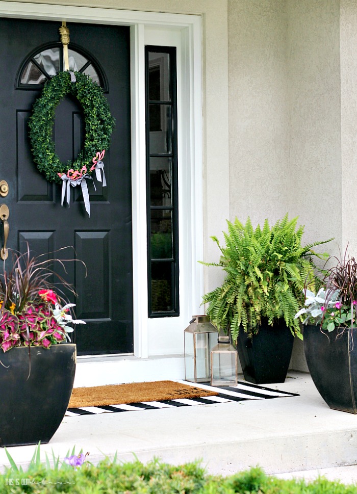 How to Spruce Up Your Front Porch