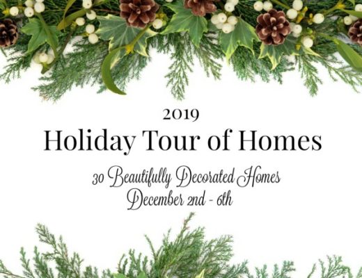 30 Beautiful houses for 2019-Holiday-Home-Tour-Button