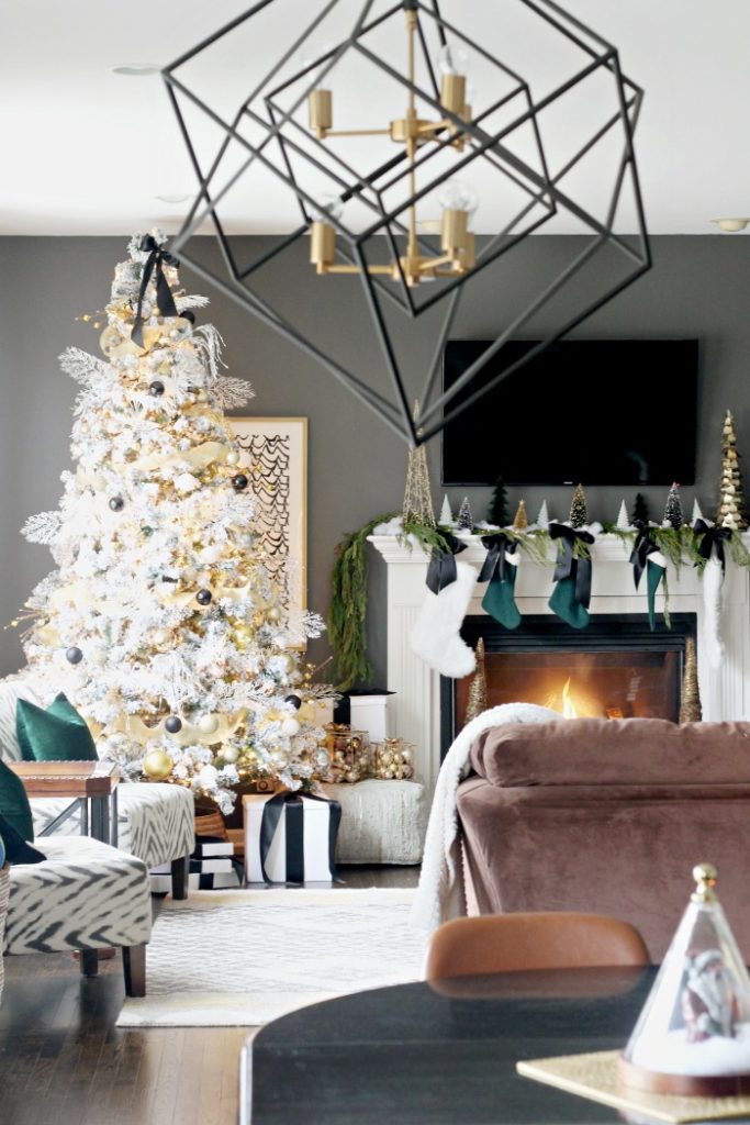 30 Beautiful Houses From the 2019 Holiday Tour of Homes - This is our Bliss