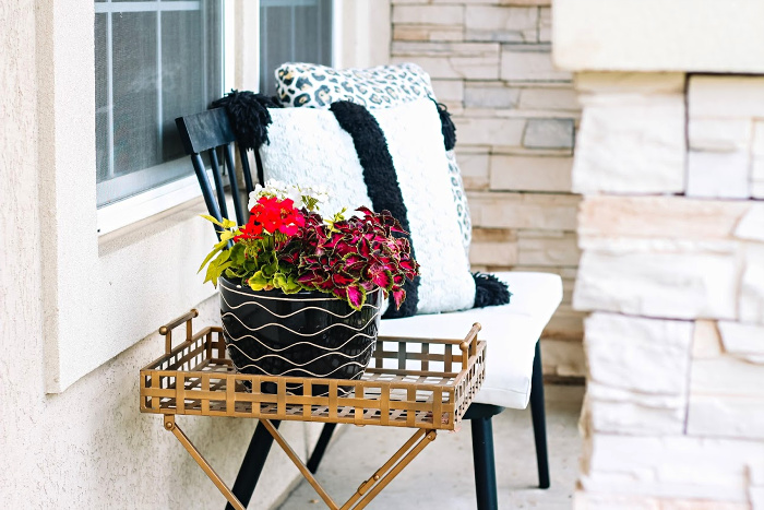 colorful updates on the porch for Summer - Simple small porch decorating ideas for Summer