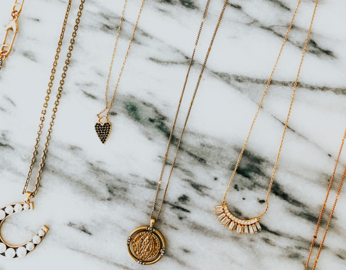 How to Layer Your Chain Necklaces