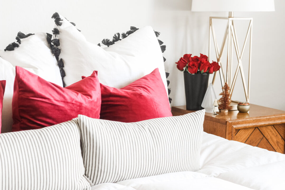 5 ways to add holiday to the bedroom - This is our Bliss