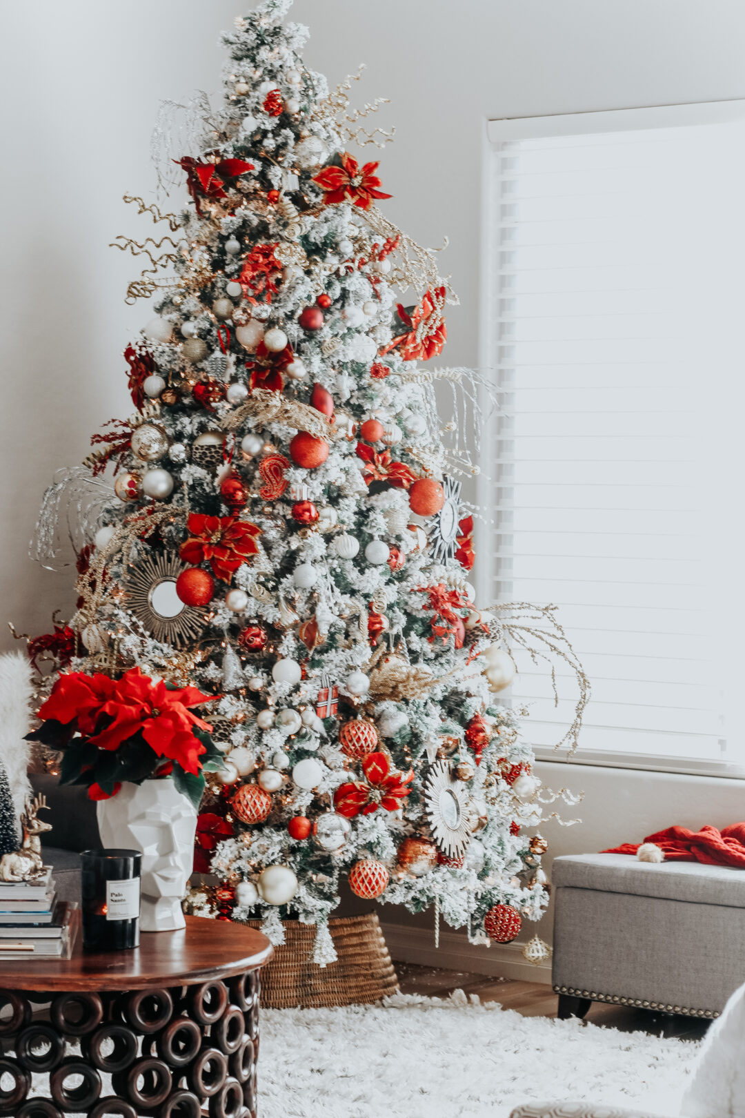 Our Christmas Living Room // Classic Red with a Touch of Modern Flair ...