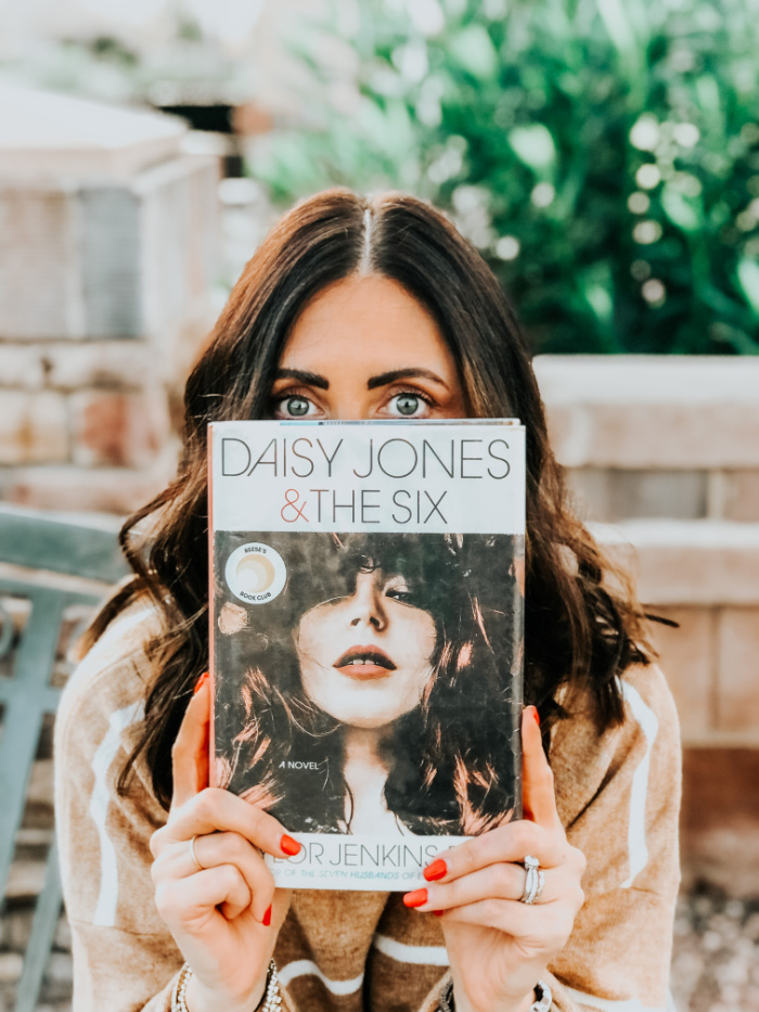 Rock and Roll Book Club: 'Daisy Jones & the Six' goes behind the