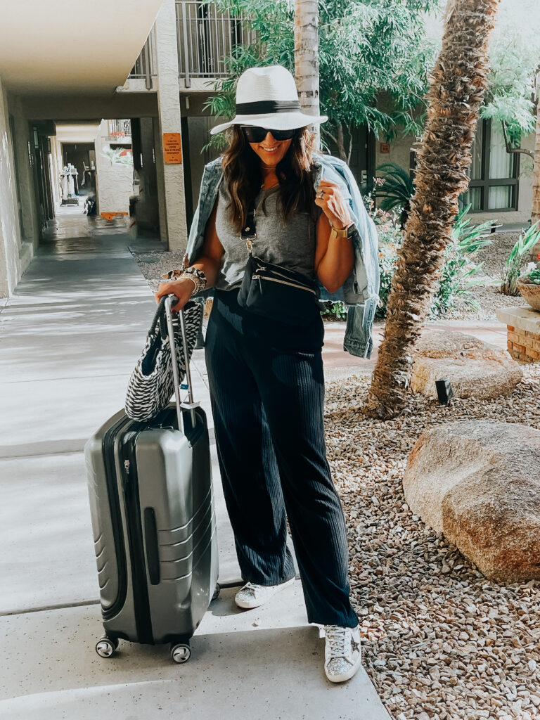 Airport and Travel Outfit Ideas
