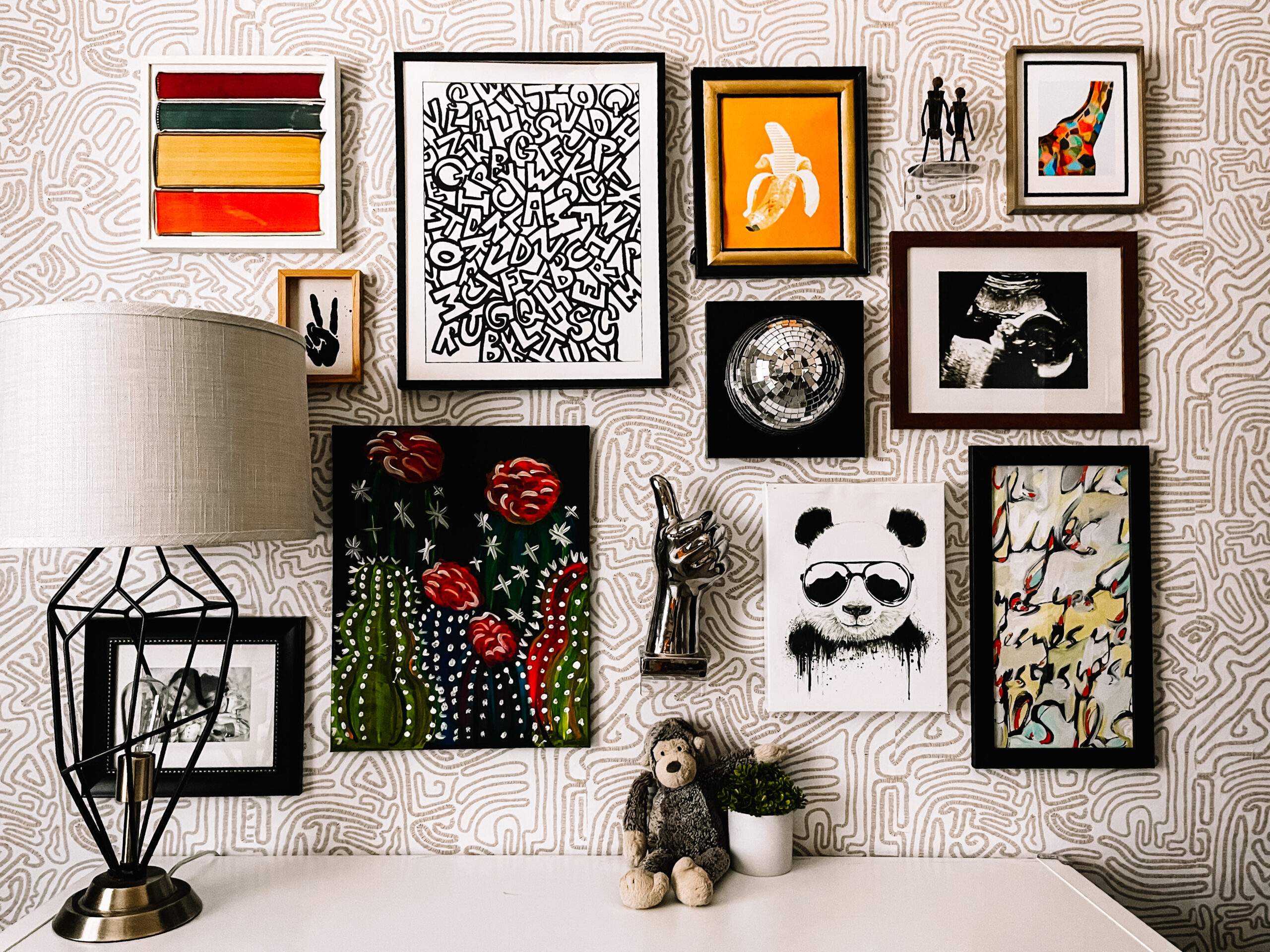 How to create a unique kid's gallery wall - This is our Bliss #bigboyroom