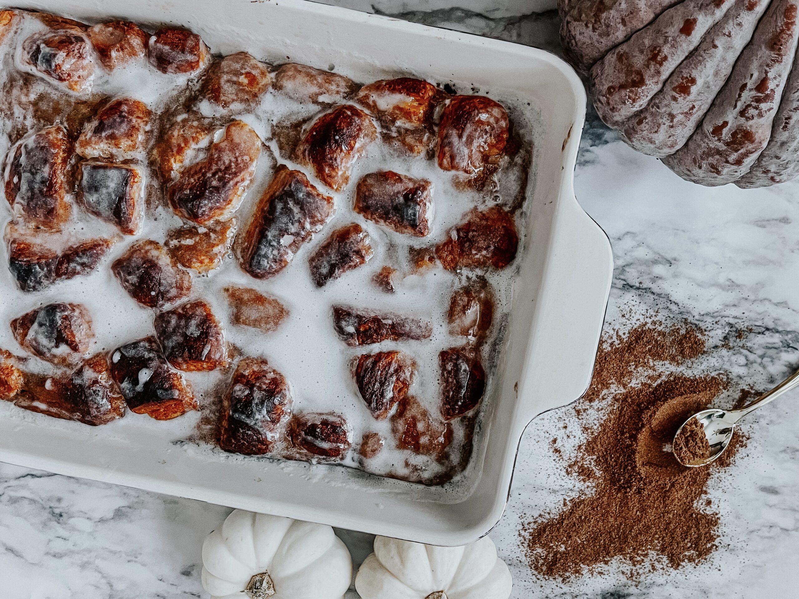How to make a pumpkin cinnamon roll bake - easy pumpkin cinnamon roll casserole - #fallbreakastidea #fallrecipe - This is our Bliss