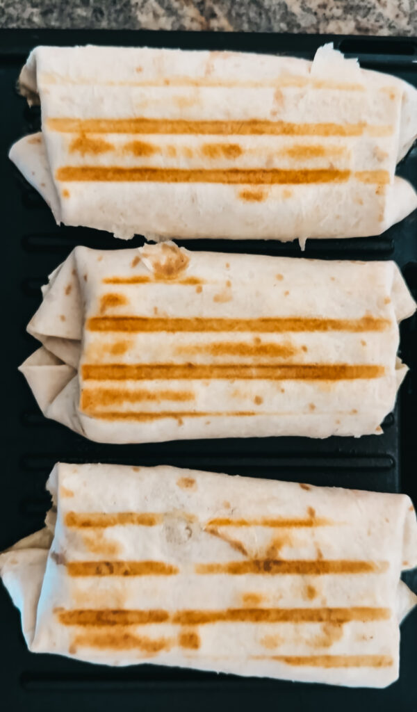 Day 4 of 12 Days of Back-to-School Prep: Make-Ahead Breakfast Burritos